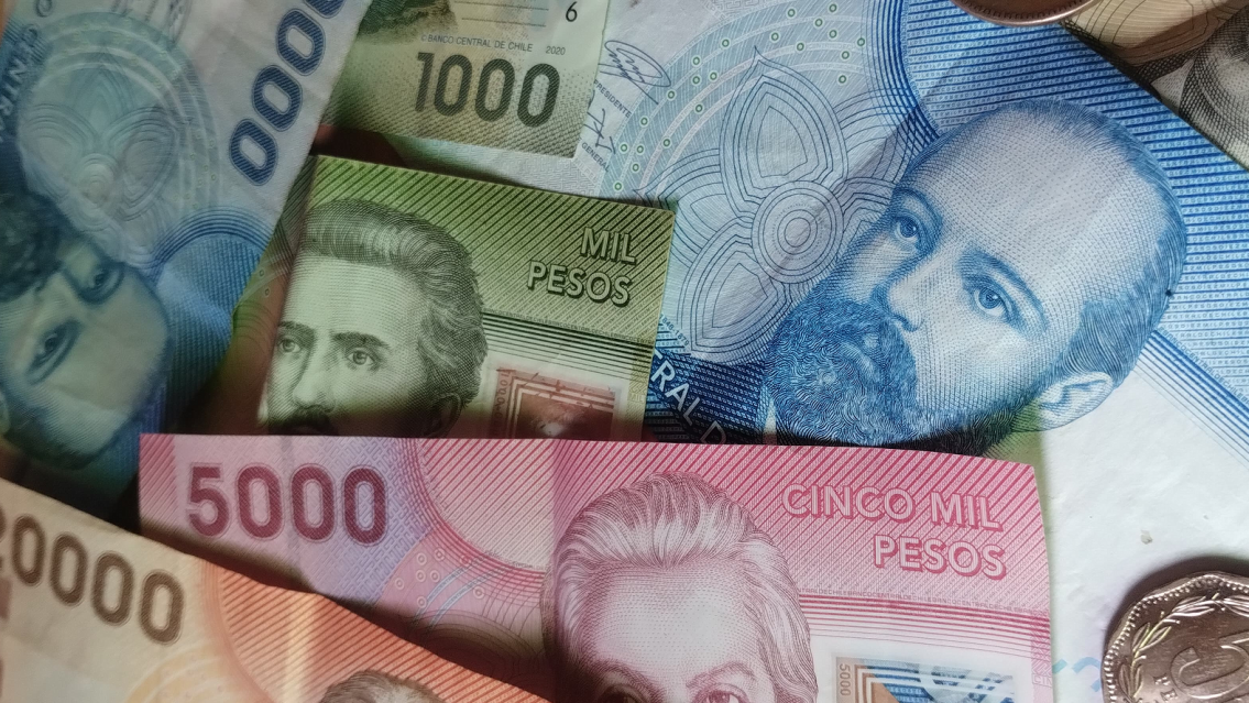 Increíble: cuántos pesos chilenos te dan por $50.000 pesos argentinos