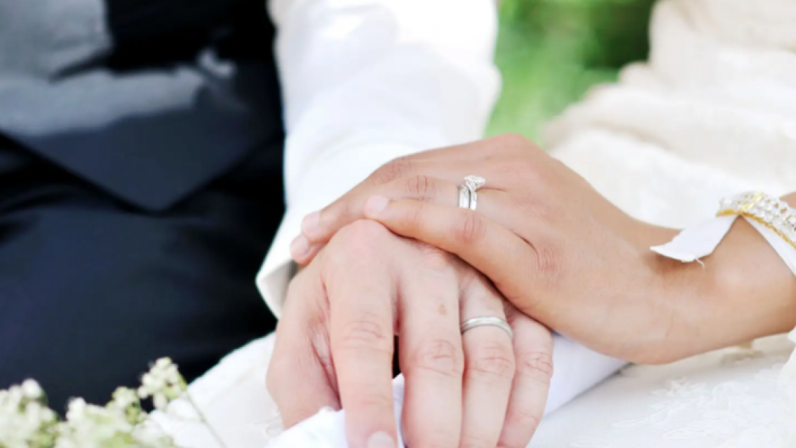 Terrible tragedia: joven fue alcanzado por un rayo y murió en su luna de miel