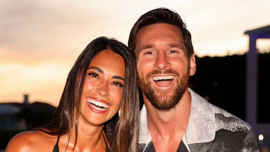 Messi está feliz, sonrisa de oreja a oreja en las fotos que subieron por su cumple