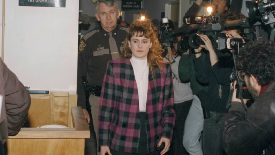 Se meti� con un alumno y lo convenci� de hacer algo terrible