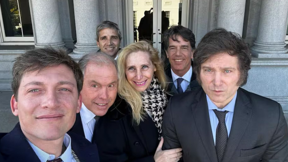 "Nos costaba $11 mil millones": polémica por el Día del Empleado Público