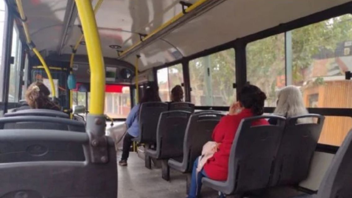 Colectivero juje�o se visti� de h�roe y detuvo a un ladr�n 