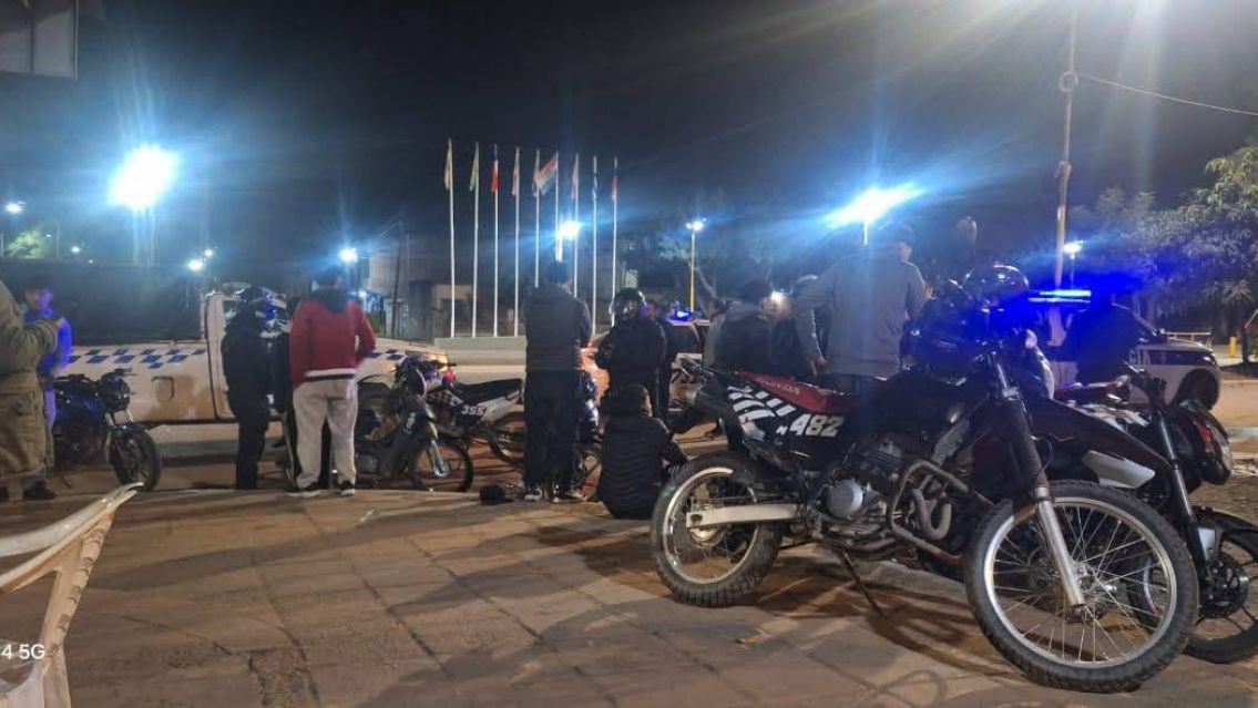 Detienen a jujeñitos por supuestos escapes modificados, pero testigos aseguran que fue un error