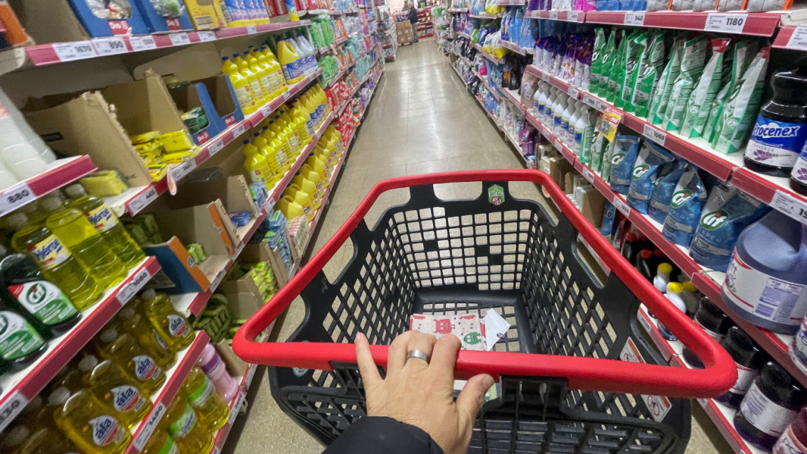 No alcanzan las promos: comerciantes preocupados porque el consumo sigue estancado