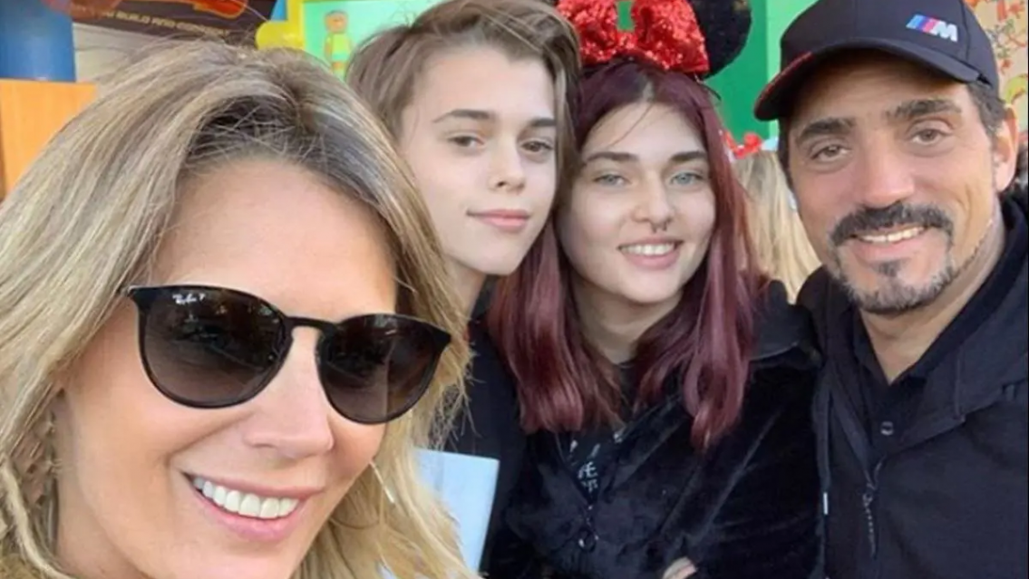 Pas� una "Icardiada" en la familia de Ricardo Fort: es un esc�ndalo 