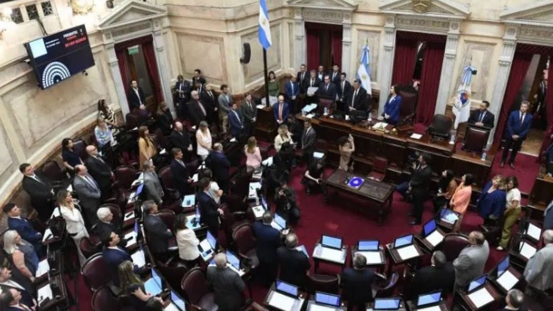 �Cambia la hora en Argentina?, se debate el proyecto en el Senado