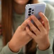 Jujuy: una mujer denunció la difusión de fotos íntimas en un grupo de WhatsApp