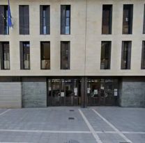 Un adolescente denunció a su madre por una cachetada: "ahora vas a ver vieja..."