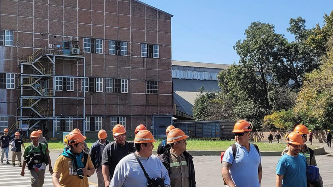 Denuncian que Ledesma sigue con los despidos: decenas de trabajadores en la calle