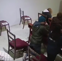 Terrible robo en la iglesia: chorros comieron la hostia y robaron a una mujer