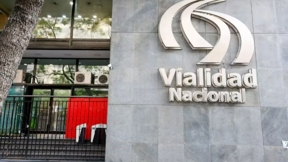 El Gobierno anunci� que cerrar� la Direcci�n Nacional de Vialidad