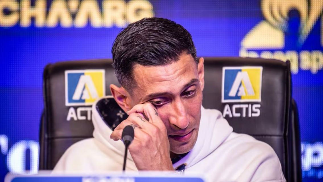 �ngel Di Mar�a se emocion� hasta las l�grimas en su regreso a Rosario Central: "Quise antes y no se pudo"