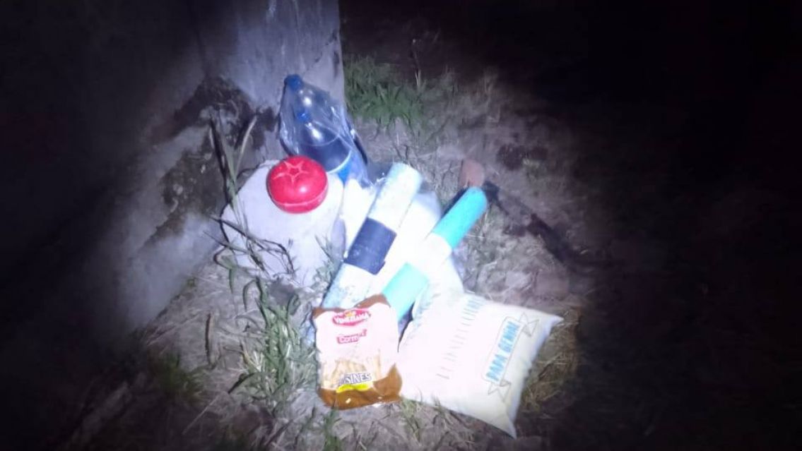 Sintieron ruidos en la noche y se llevaron un gran susto: as� encontraron a un juje�ito
