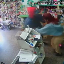 Horror en el salón de belleza, un hombre entró, encerró y abusó de la encargada