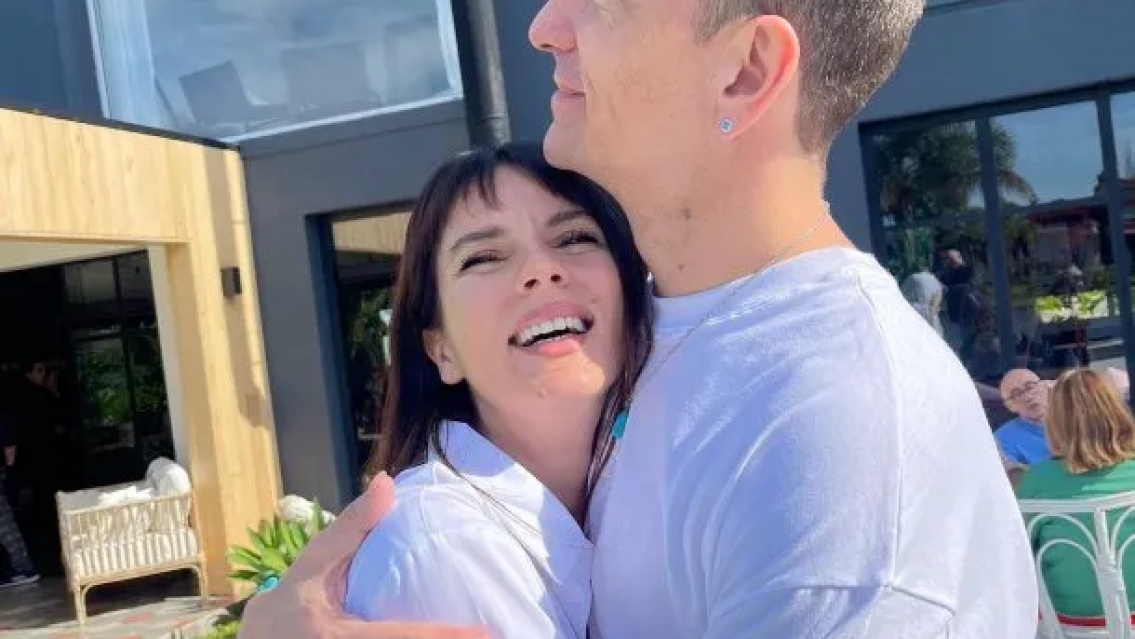 "Nico baila así con sus amigas": la reacción de Gimena Accardi al video de su esposo