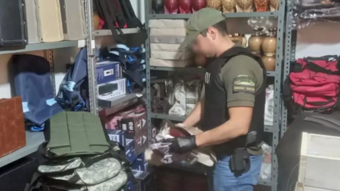 Gendarmer�a allan� domicilios en Jujuy en una causa vinculada al acopio y distribuci�n de fentanilo: hay seis detenidos