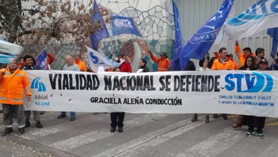 Vialidad Nacional dejar�a 120 juje�os en la calle: "Estamos retrocediendo 100 a�os"