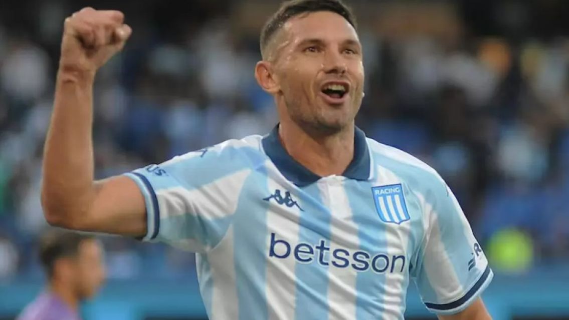 Maravilla Mart�nez renov� su contrato con Racing: tendr� una cl�usula de salida r�cord 