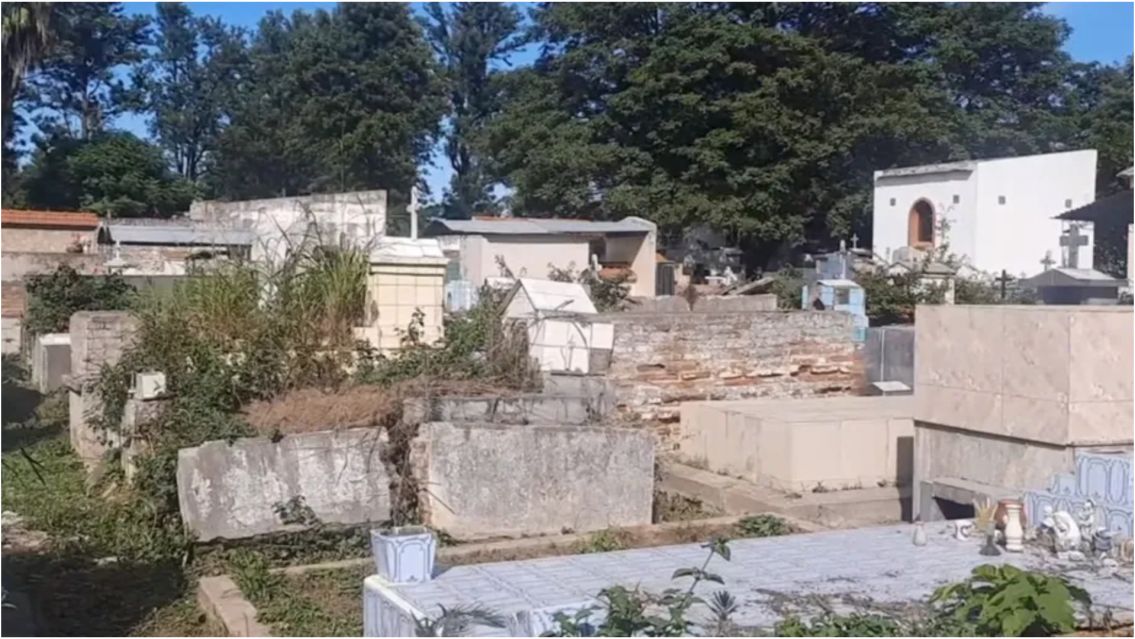 Atacaron a un empleado del cementerio: afirma que un "alma" lo salv� de la muerte