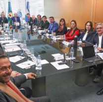 Continúa la tensión entre el Gobierno y las provincias por los vetos y fondos coparticipables