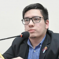 Denuncian a concejal libertario: "Por cada chupada de p... te descuento $10 mil pesos"