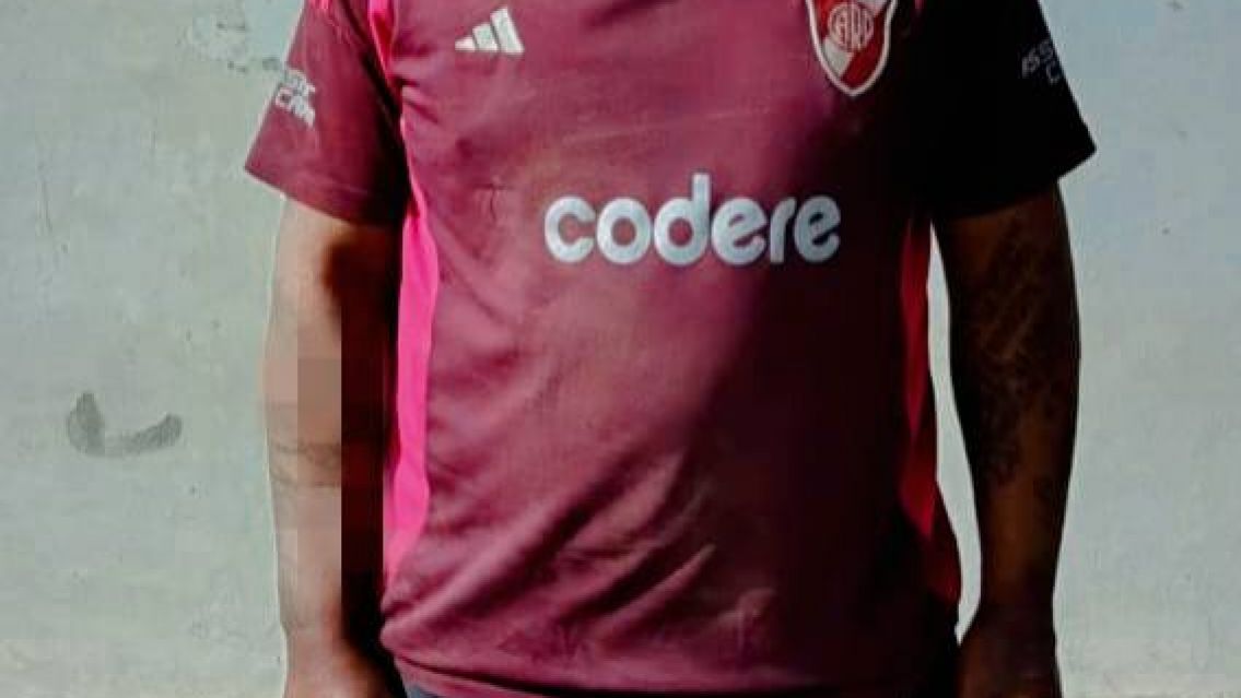 Recuperan un celular robado y arrestan a un conocido delincuente en Alto Comedero