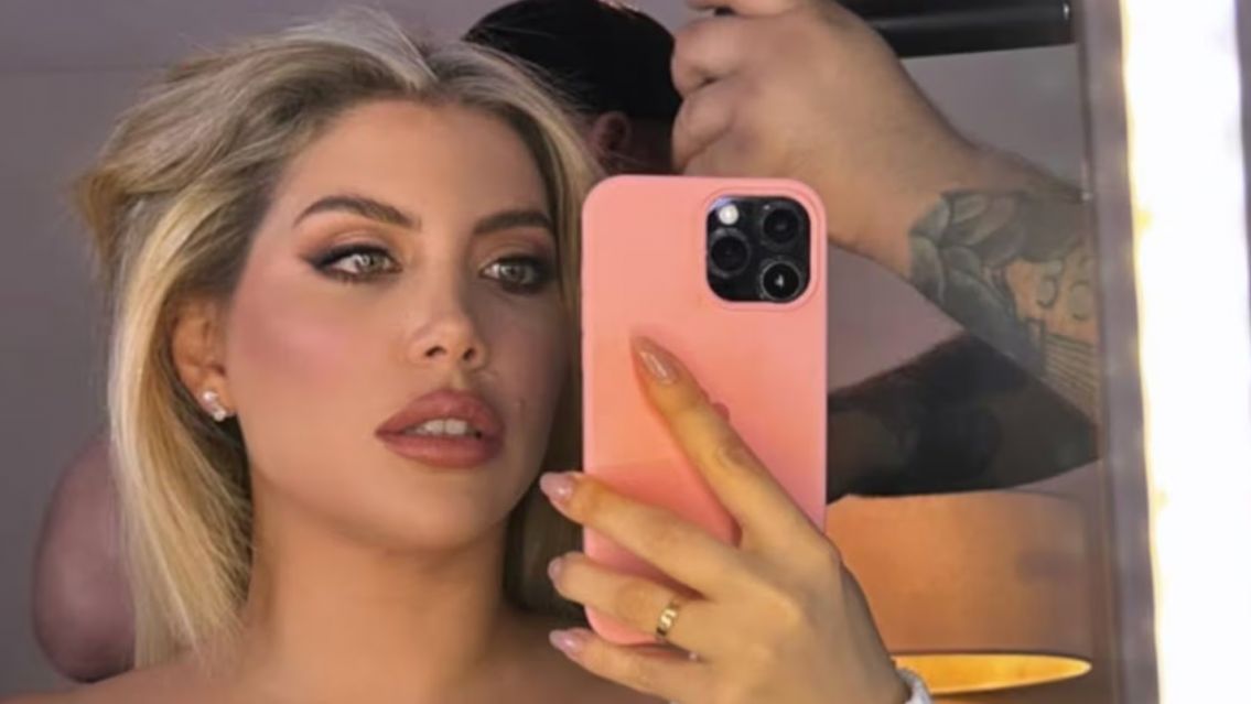 El viejo amor que llamó a Wanda Nara en plena madrugada: "Alguien tomó de más"
