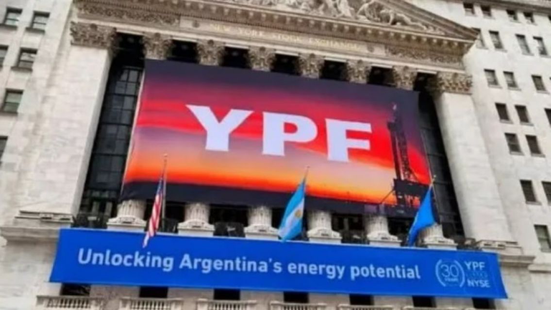 Juicio por YPF: los demandantes le aclararon a la Justicia norteamericana que no quieren las acciones