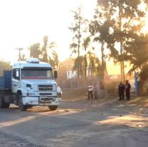 Jujeño lucha por su vida luego de ser chocado por un camión en Perico