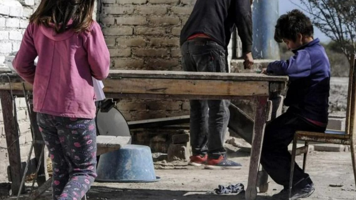 Unicef confirmó que en el 2024 bajó la pobreza infantil en Argentina