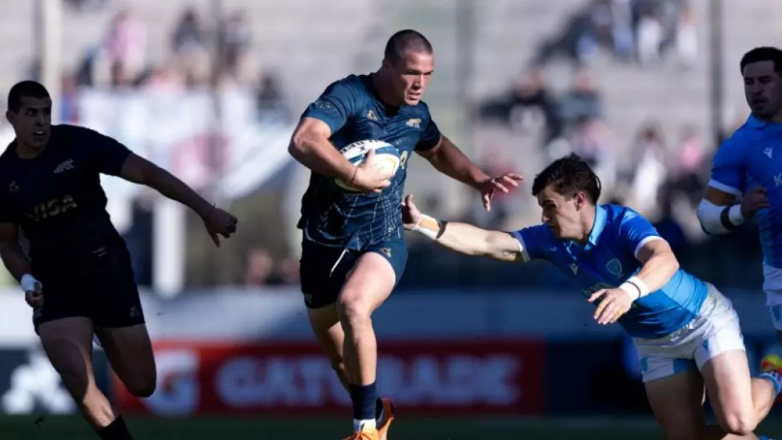 Los Pumas fueron mejores con uno menos y golearon a Uruguay por 52-17 en Salta