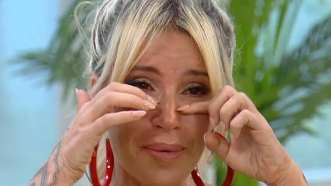 Flor Pe�a estall� de bronca y lanz� una grave amenaza a Viviana Canosa