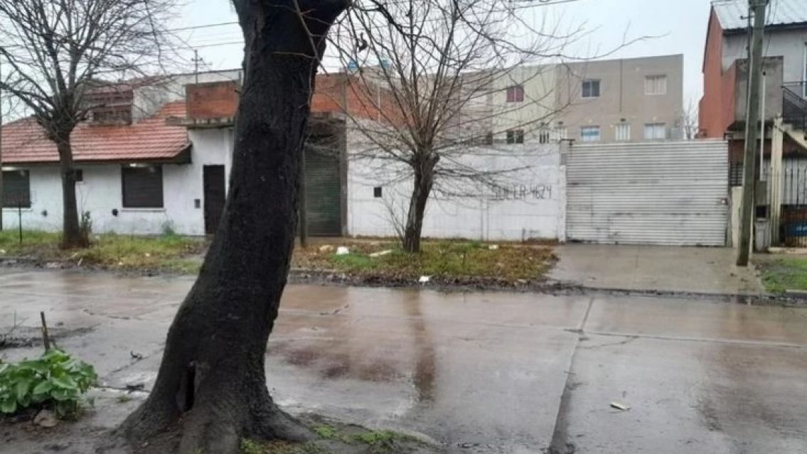 Adolescentes ataron cables en la calle y degollaron a un motociclista: "Era una joda"