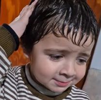 Se mandó una changa y se vació el gel de su papá en la cabeza: quedó "facherito"