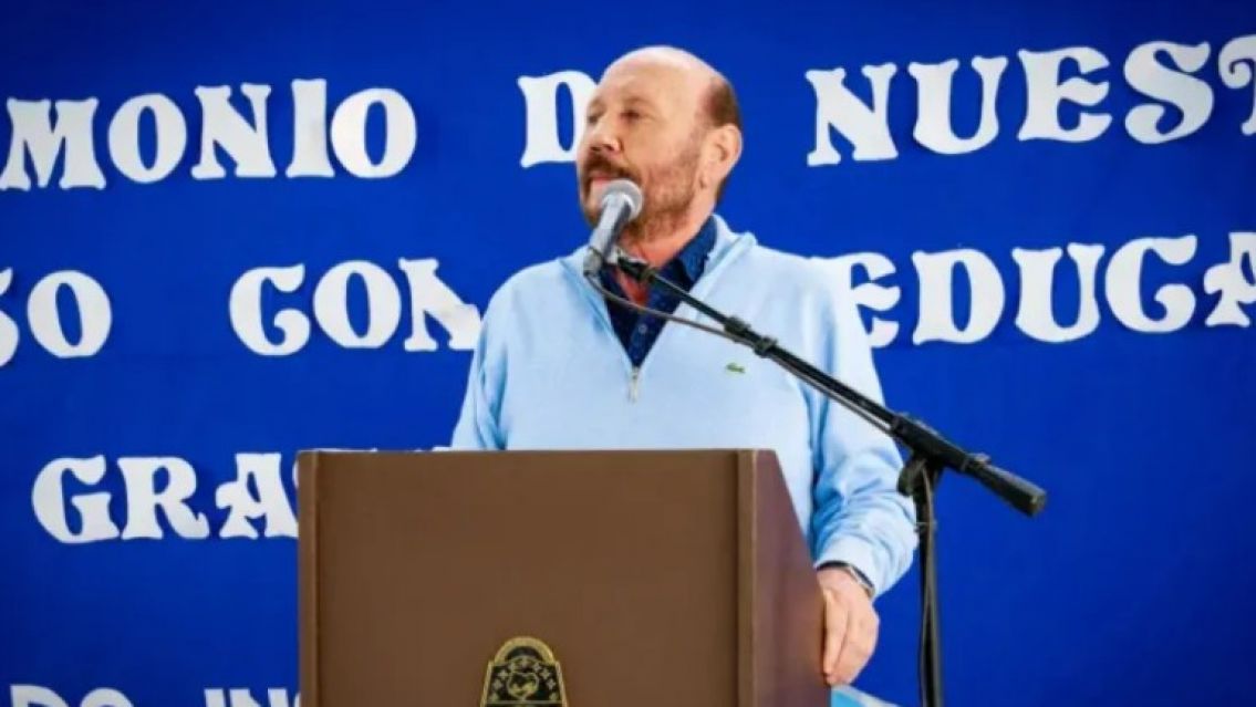 Gildo Insfr�n invent� una guerra que nunca ocurri� y qued� en rid�culo