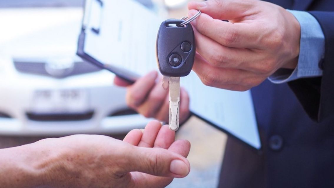 Jujeño compró un auto sin saber que ocultaba algo muy "fulero"