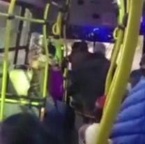 Brutal ataque a un chofer de colectivo: No quiso pagar el boleto e intent&oacute; apu&ntilde;alarlo