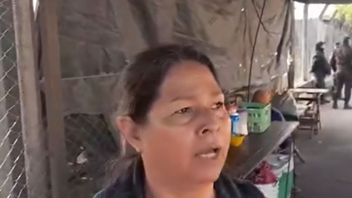 Indignaci�n de feriantes contra Jayat: "Nos quitan nuestra fuente de trabajo"