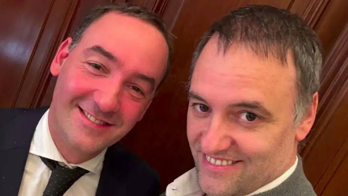 ¿Esto no es casta? Quién es el hermano de Manuel Adorni que se postula