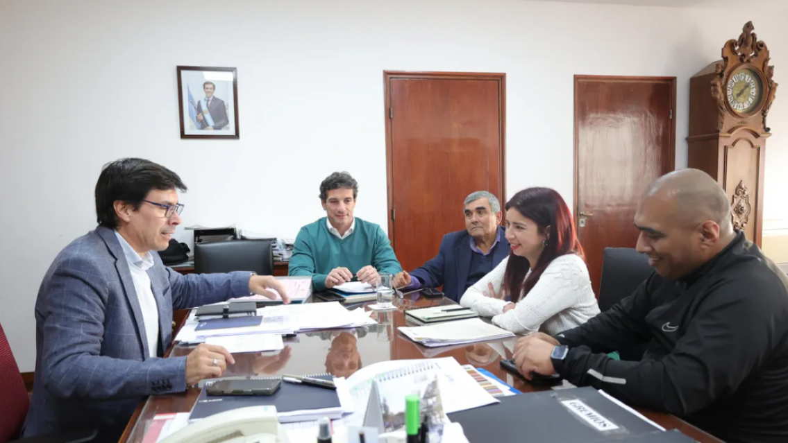 Avanza el diálogo con ATE y UPCN por mejoras salariales y laborales