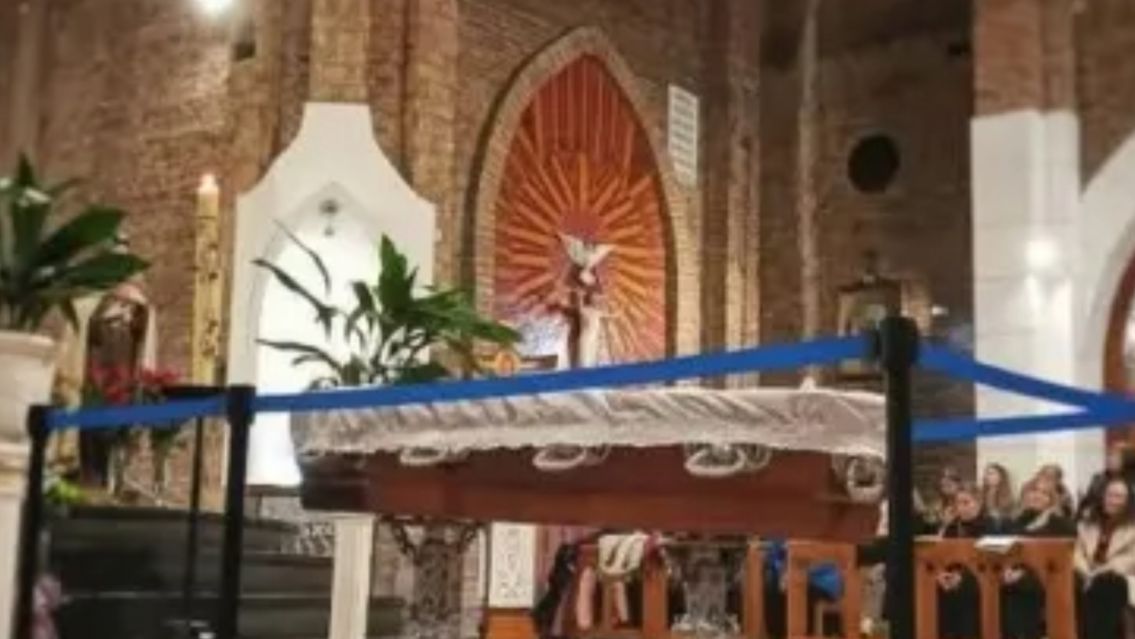 Murió un queridísimo cura y en su velorio hubo un gesto que conmovió a todos