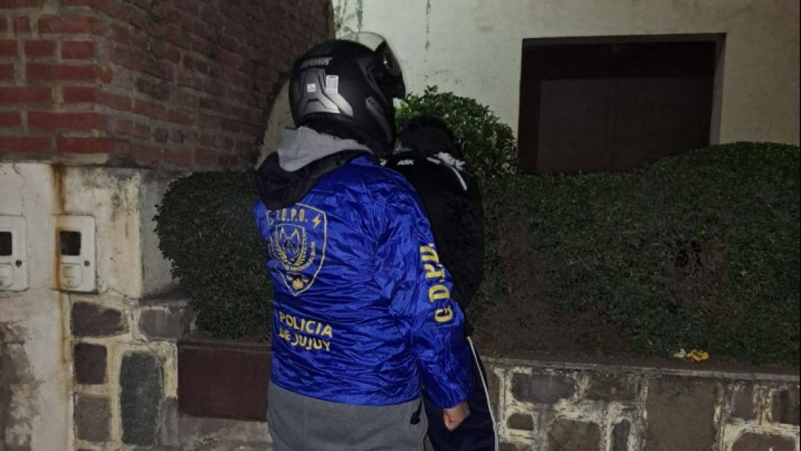 La policía de Jujuy atrapó a un peligroso delincuente y recuperó un monitor robado