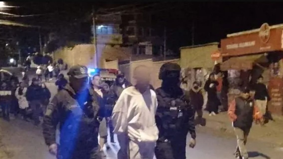 Vecinos atraparon un delincuente en Palpal� y se lo entregaron a la polic�a