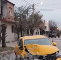 Machadísimo, jujeño destruyó un auto estacionado: se trataría de un policía