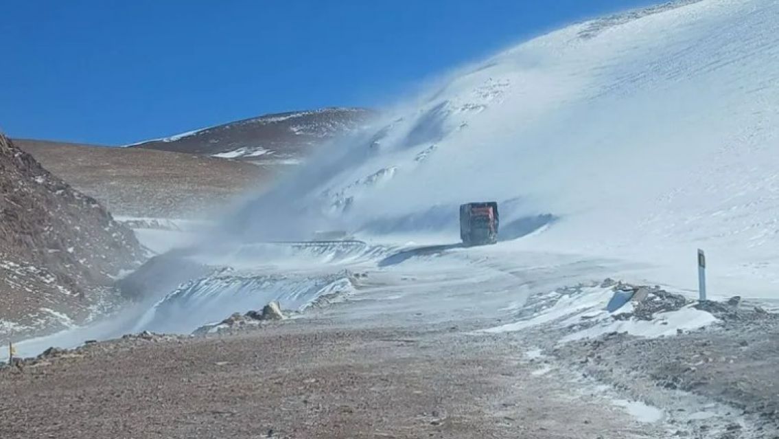 Cerraron preventivamente el Paso de Jama: ¿Hasta cuándo?