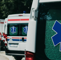 Murió una joven en un colectivo y descubrieron que llevaba 26 celulares pegados al cuerpo