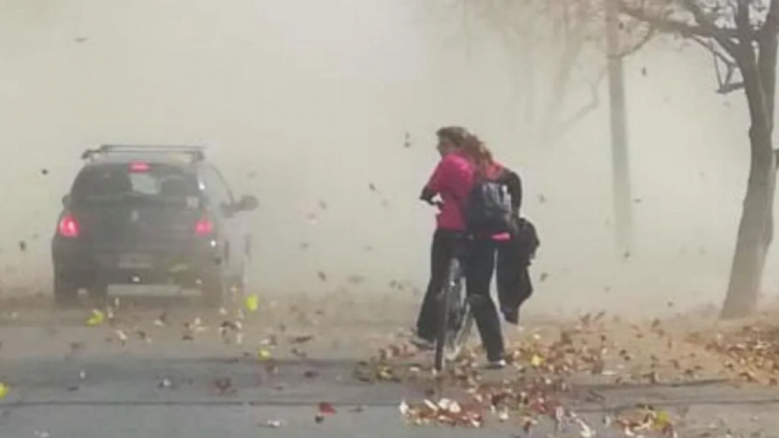 Fuertes vientos en Jujuy: rige alerta amarilla