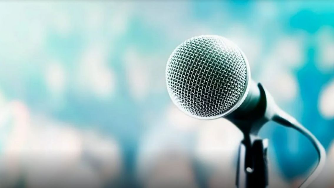 Murió un queridísimo periodista mientras laburaba cubriendo un show: tenía 39 años