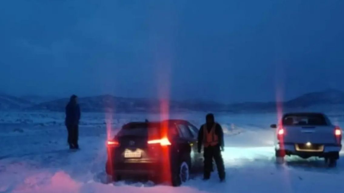 La policía de Jujuy logro un impresionante rescate de turistas en Susques