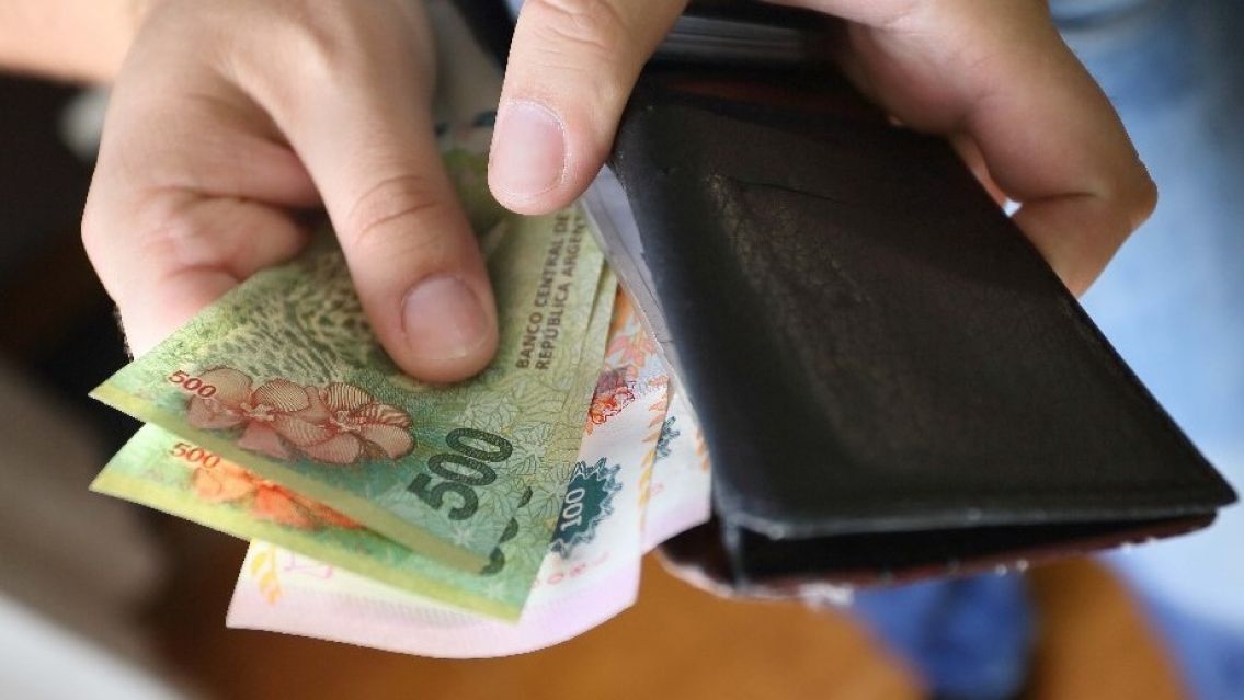 Nuevo Salario M�nimo: el Gobierno lo aument�, pero los gremios lo consideran insuficiente